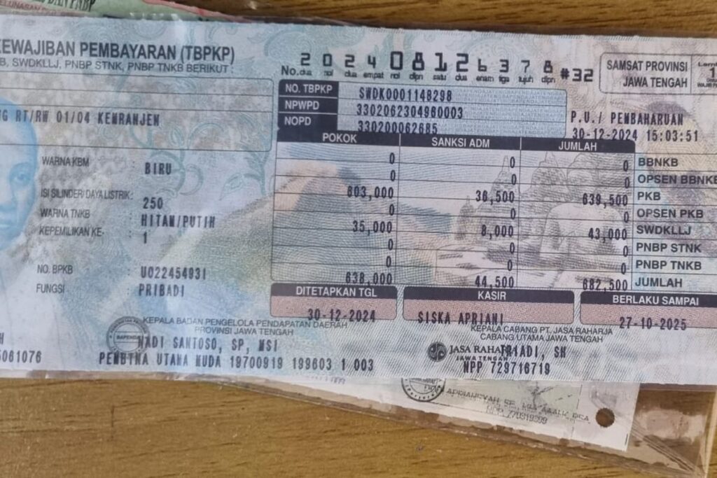 Bayar Pajak Mobil Tahunan